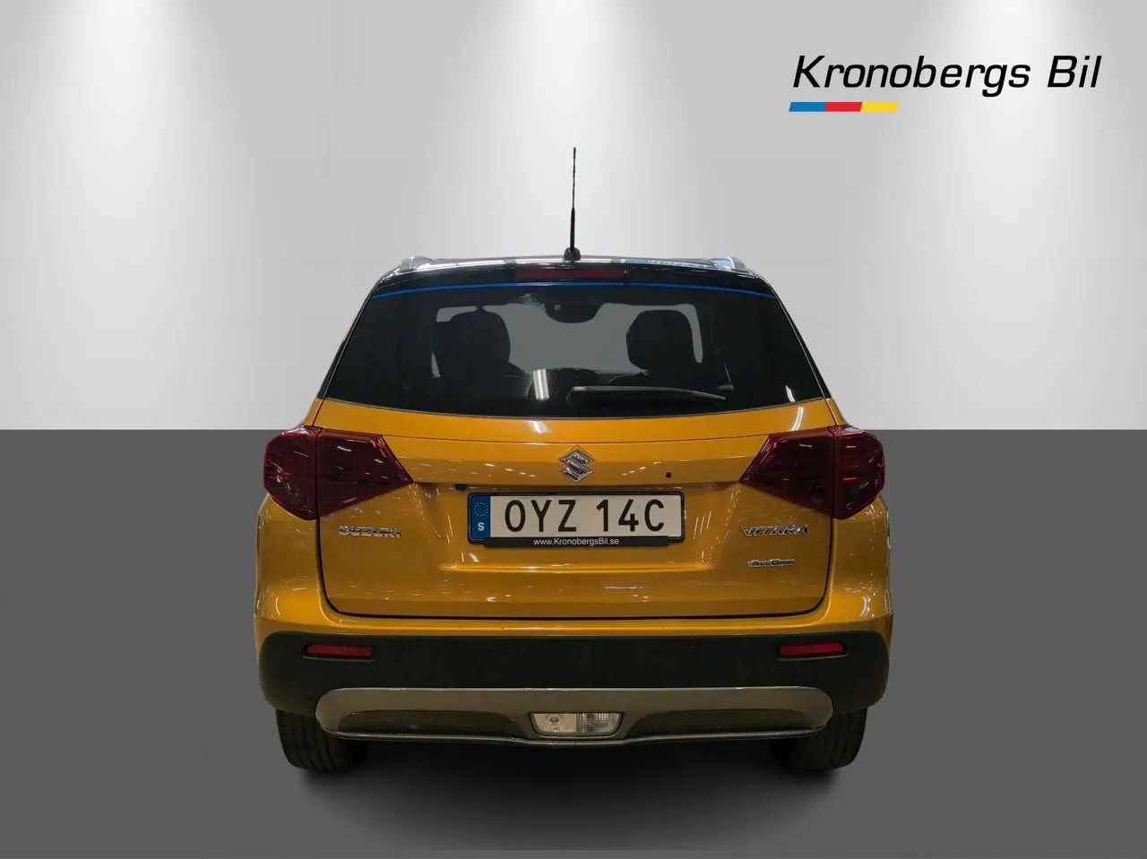 Vehicle image 4