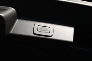 Jaguar F-Pace bild 23