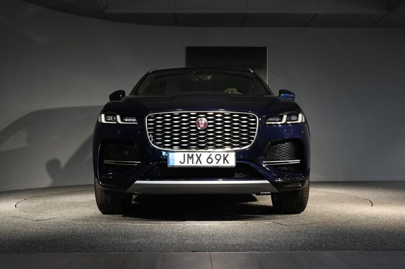 Jaguar F-Pace bild 9