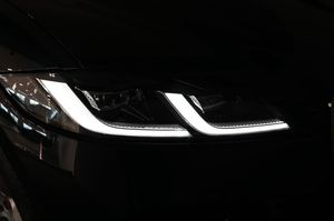 Jaguar F-Pace bild 28