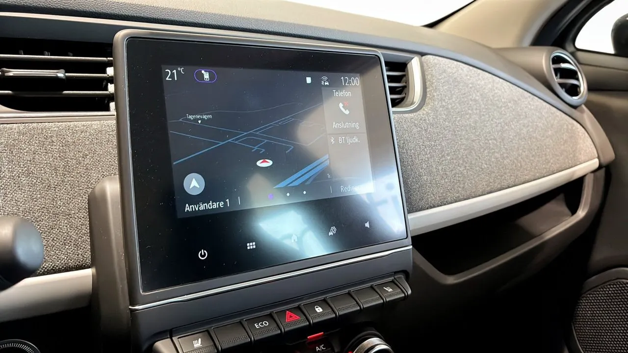 Vehicle image 18