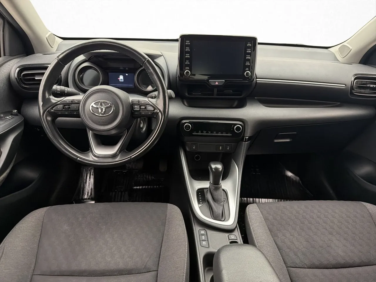 Vehicle image 8