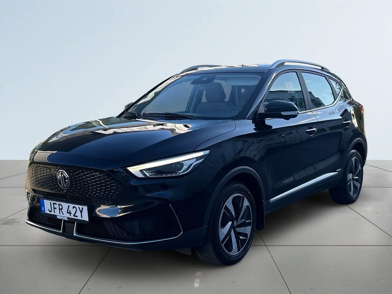Vehicle image 15