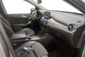 Mercedes B200 bild 9