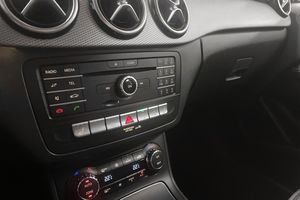 Mercedes B200 bild 13