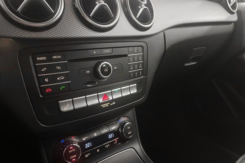 Mercedes B200 bild 13