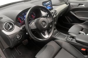 Mercedes B200 bild 6
