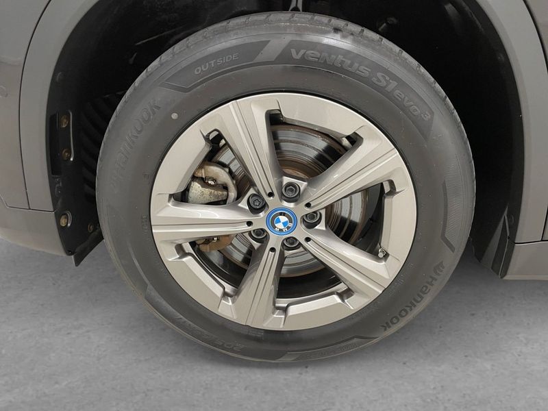 BMW X1 bild 8