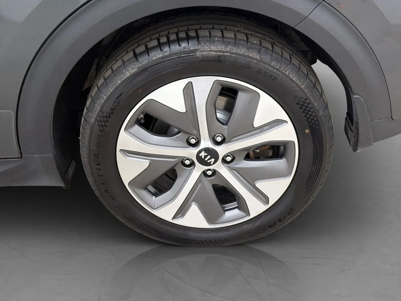 Vehicle image 31