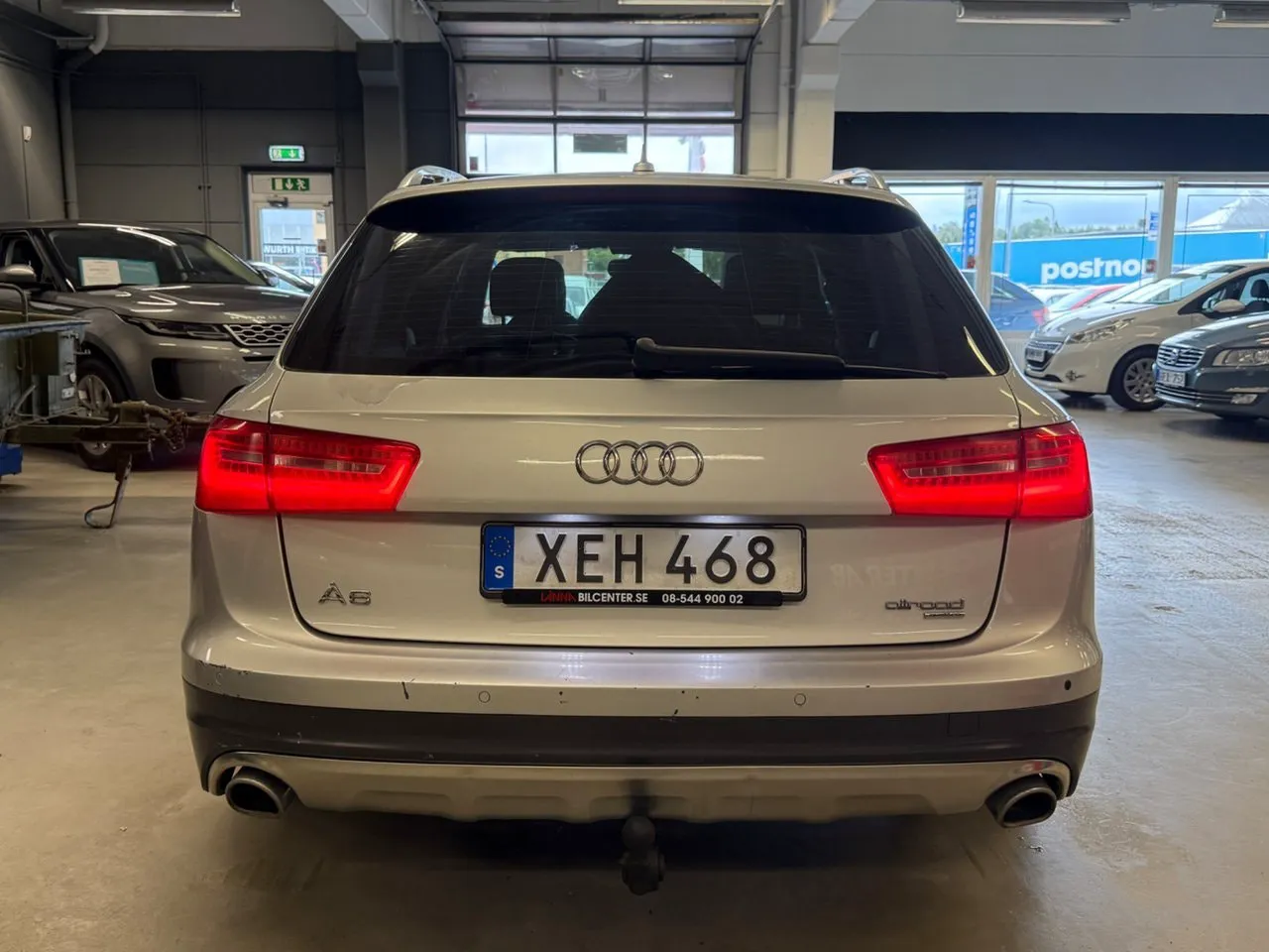 Vehicle image 7