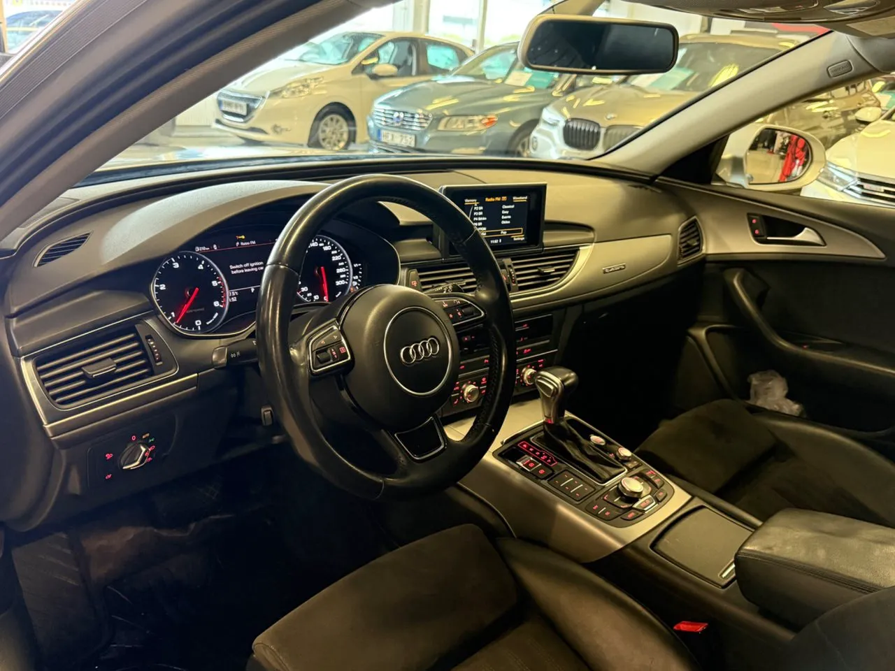 Vehicle image 11