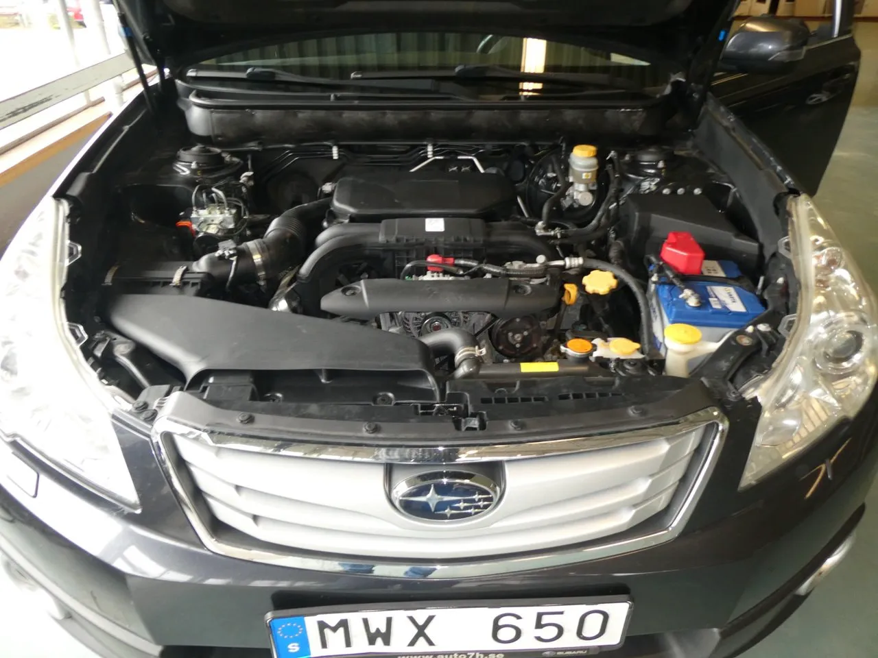 Vehicle image 6