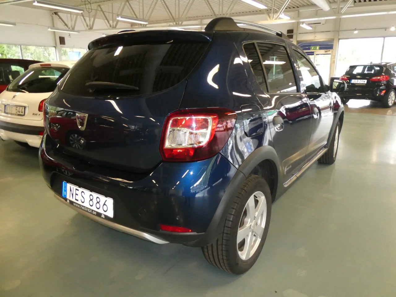 Vehicle image 1