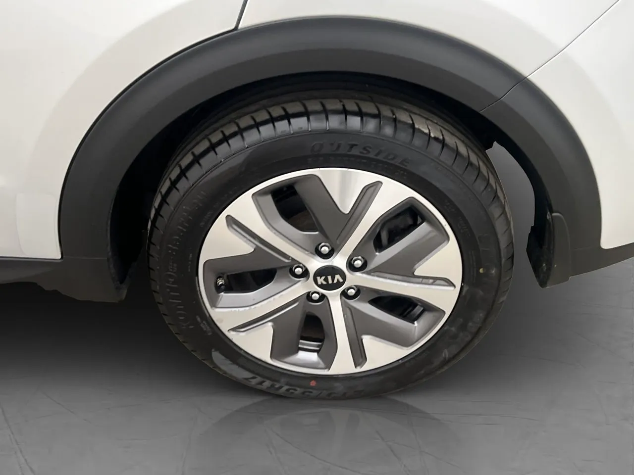 Vehicle image 31