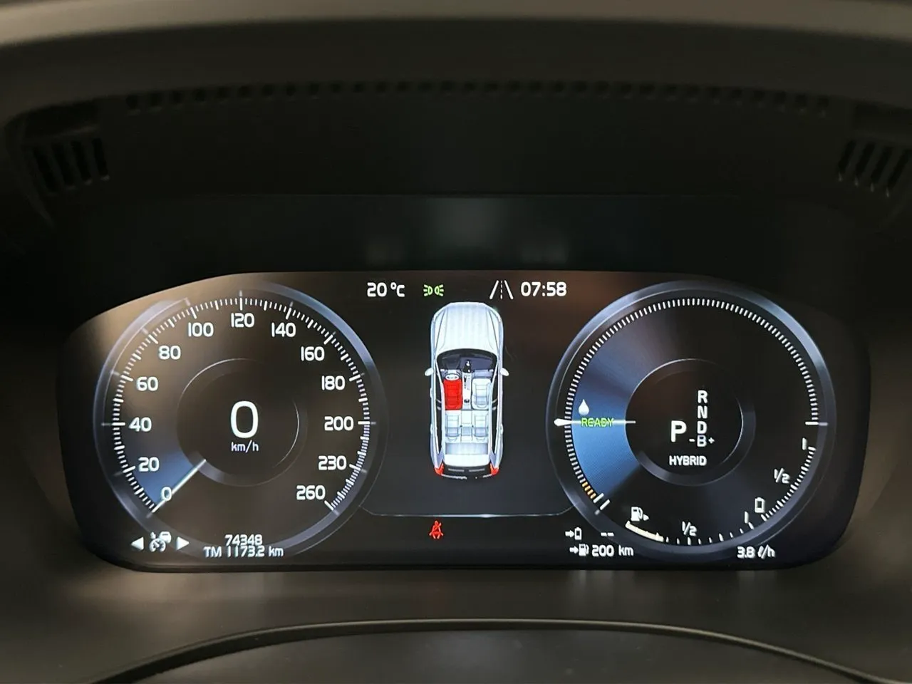 Vehicle image 19
