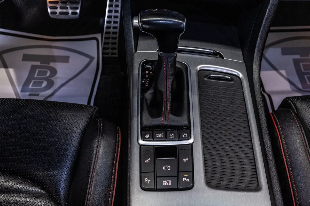 Vehicle image 22