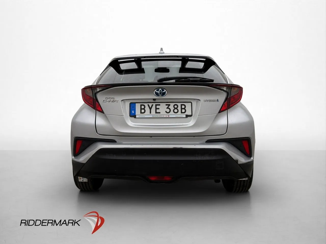 Vehicle image 7