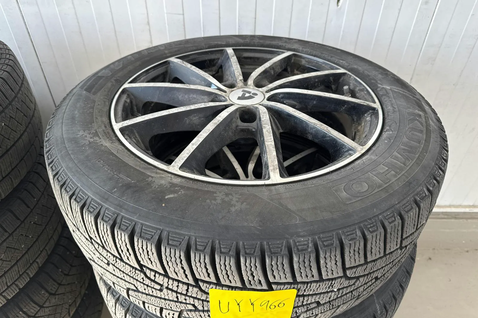 Vehicle image 17