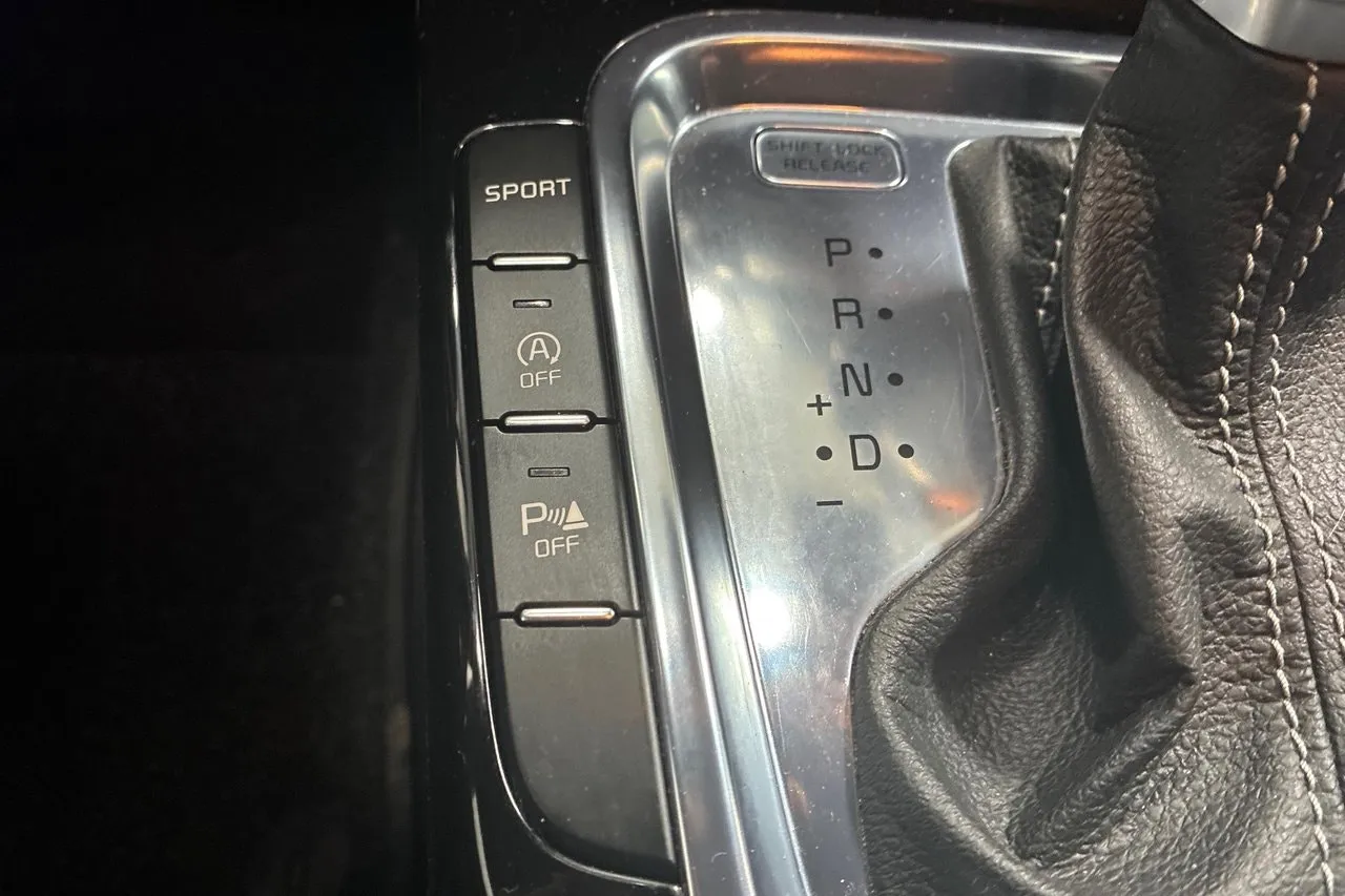 Vehicle image 20