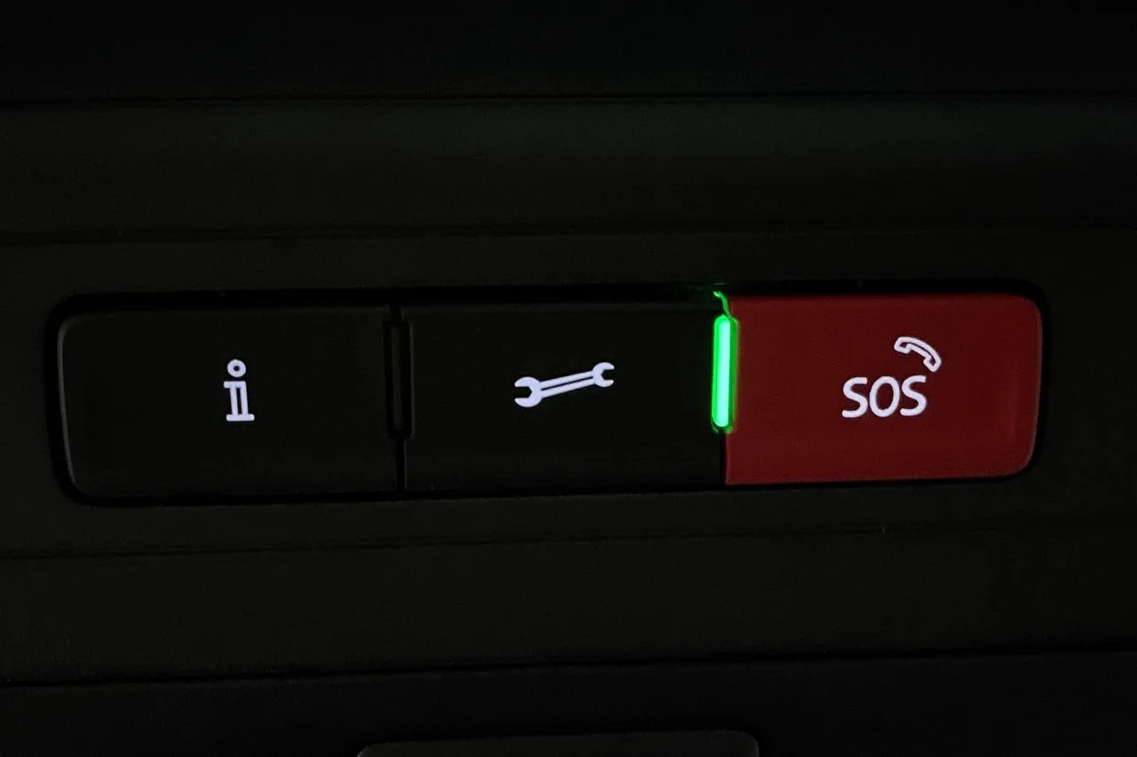 Vehicle image 27