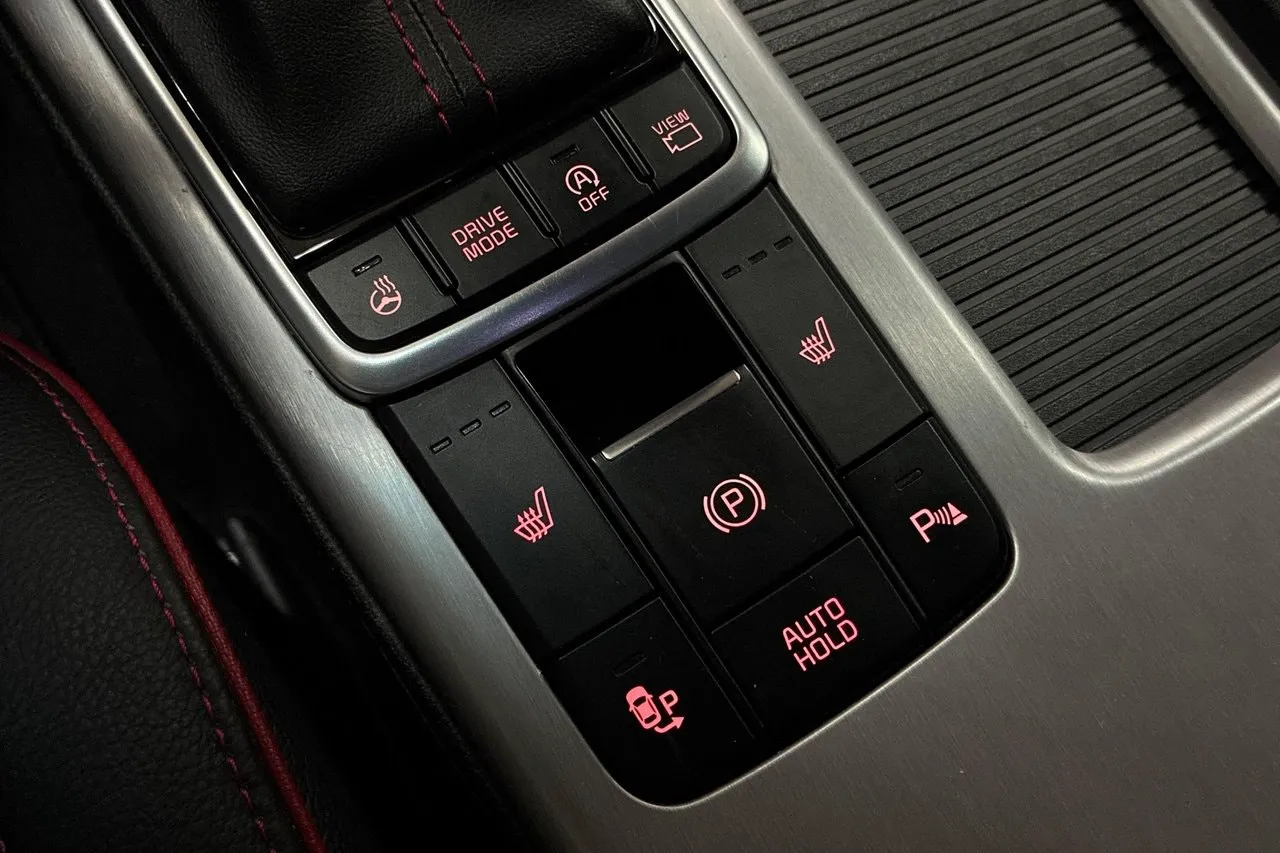Vehicle image 22