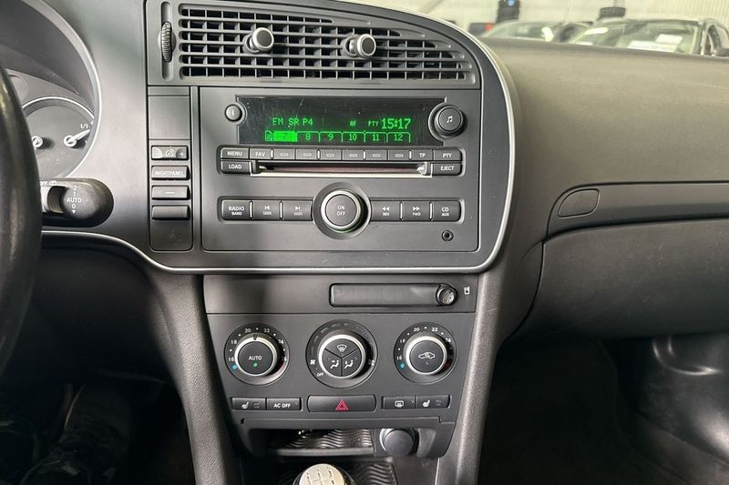 Saab 9-3 bild 17