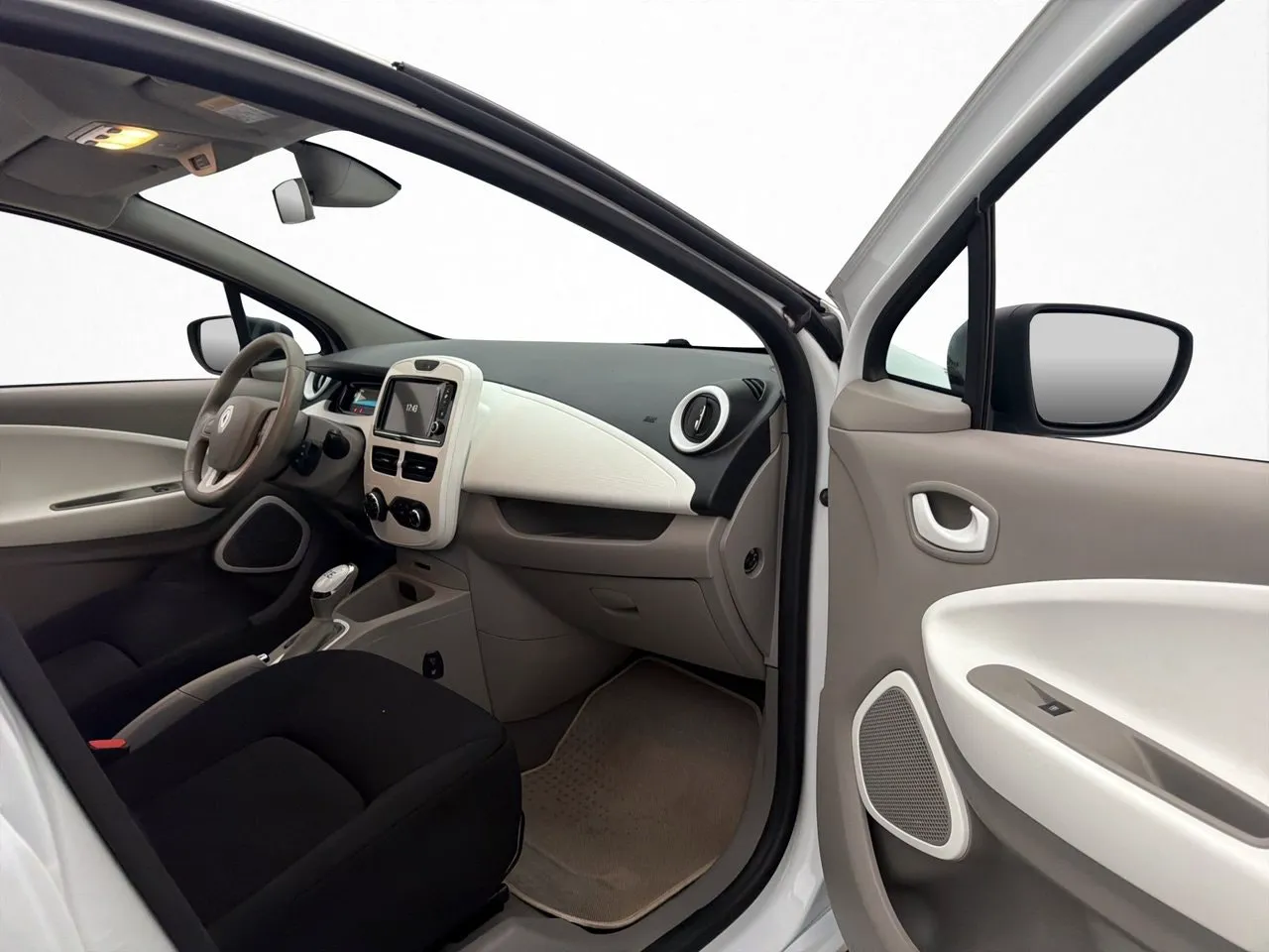 Vehicle image 14