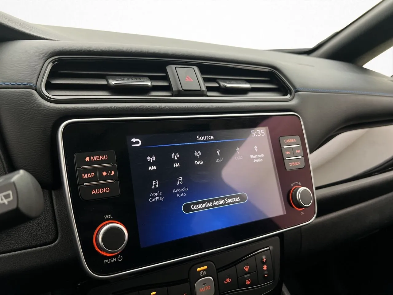 Vehicle image 22
