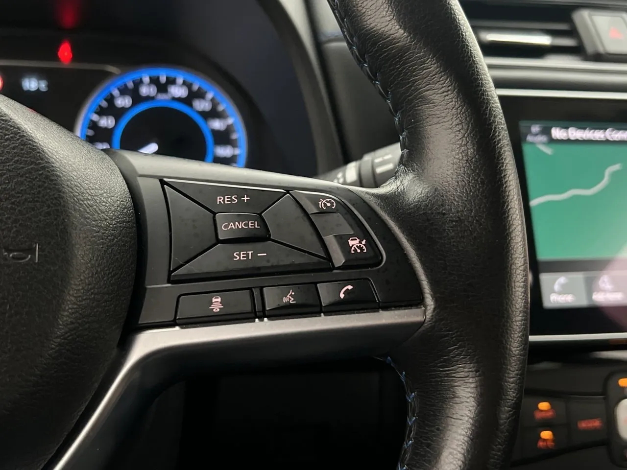 Vehicle image 27