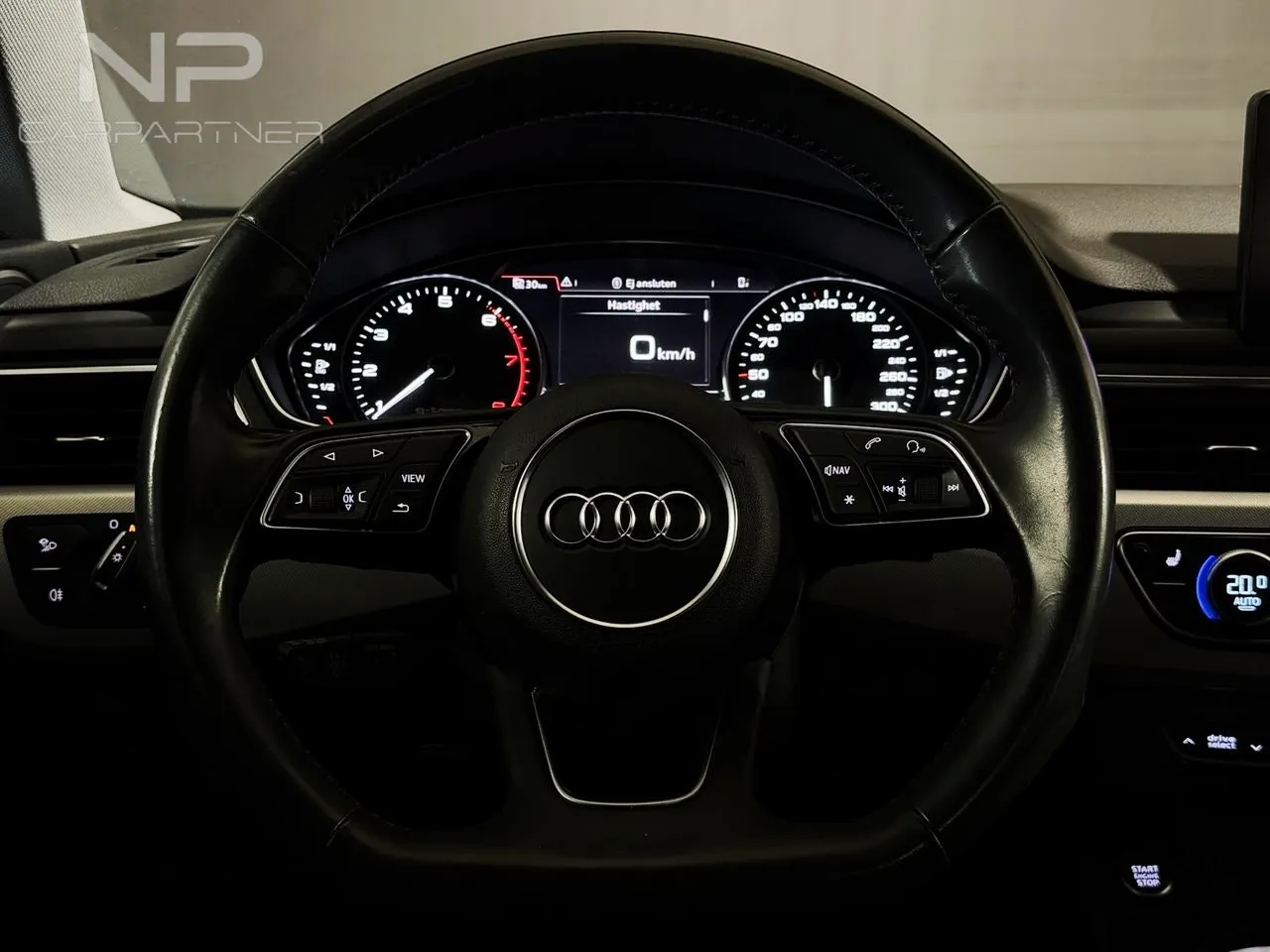 Vehicle image 21