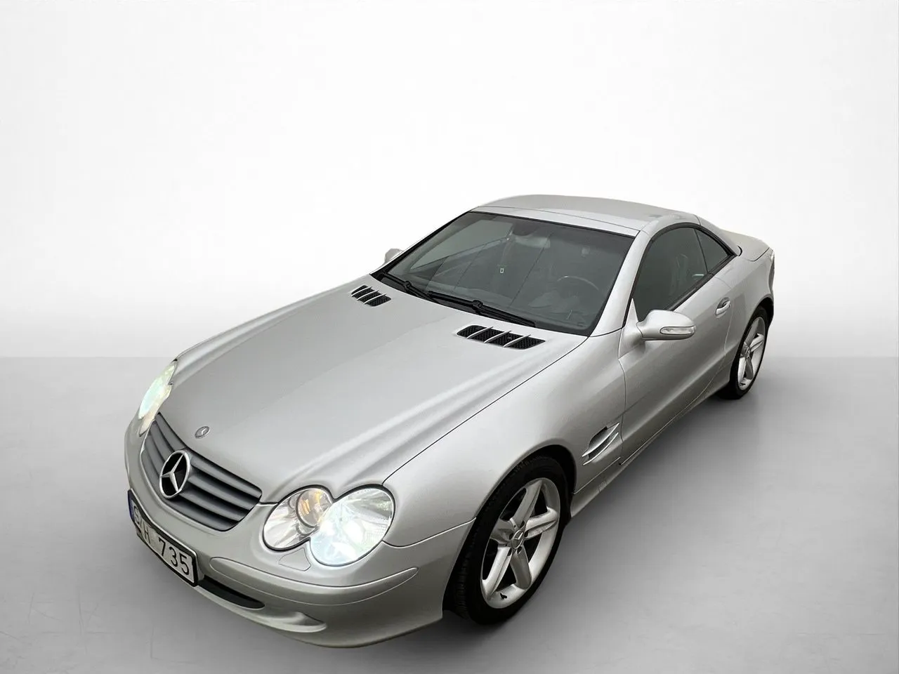Vehicle image 30