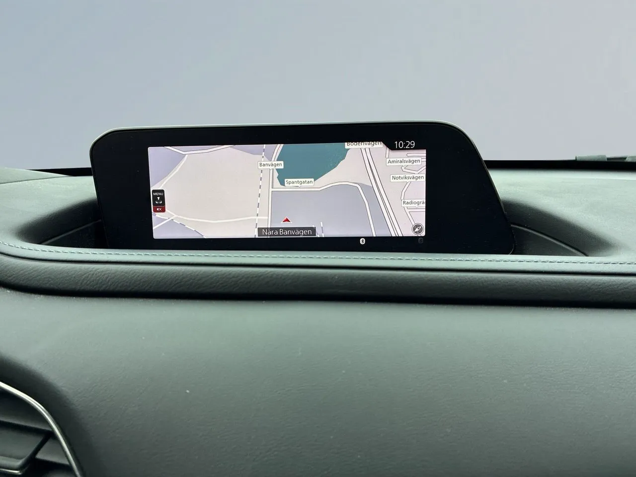 Vehicle image 14