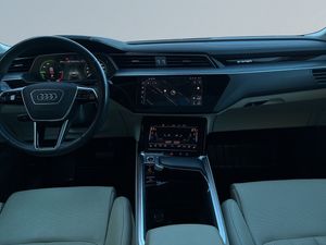 Audi Q8 bild 8