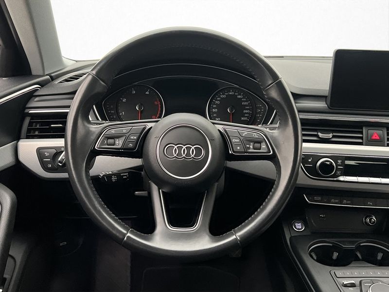 Audi A4 bild 12