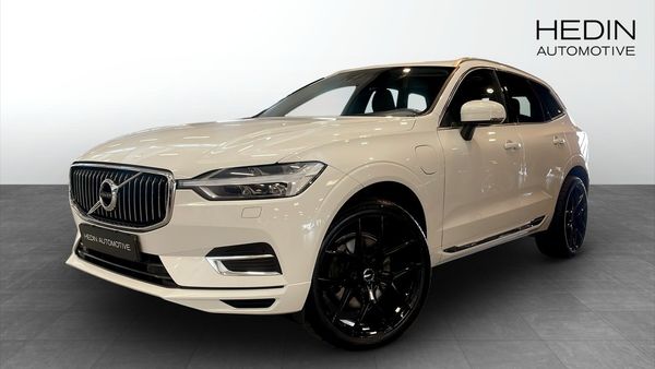Volvo XC60 T8 AWD Farthållare Dragkrok Rattvärme Panorama - 2020