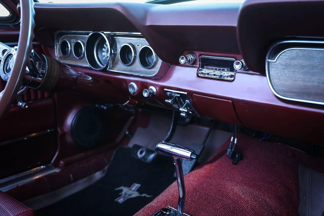 Vehicle image 20