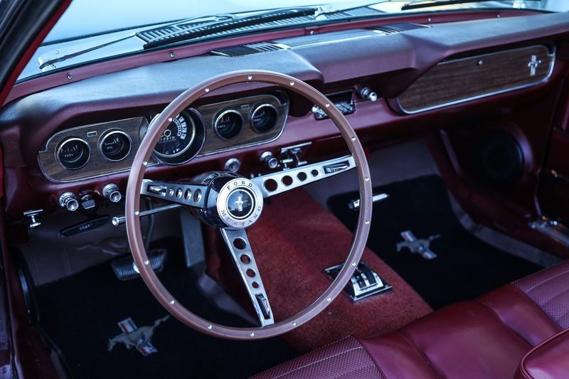 Ford Mustang bild 18