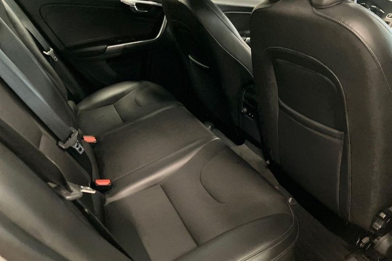 Volvo V60 bild 11