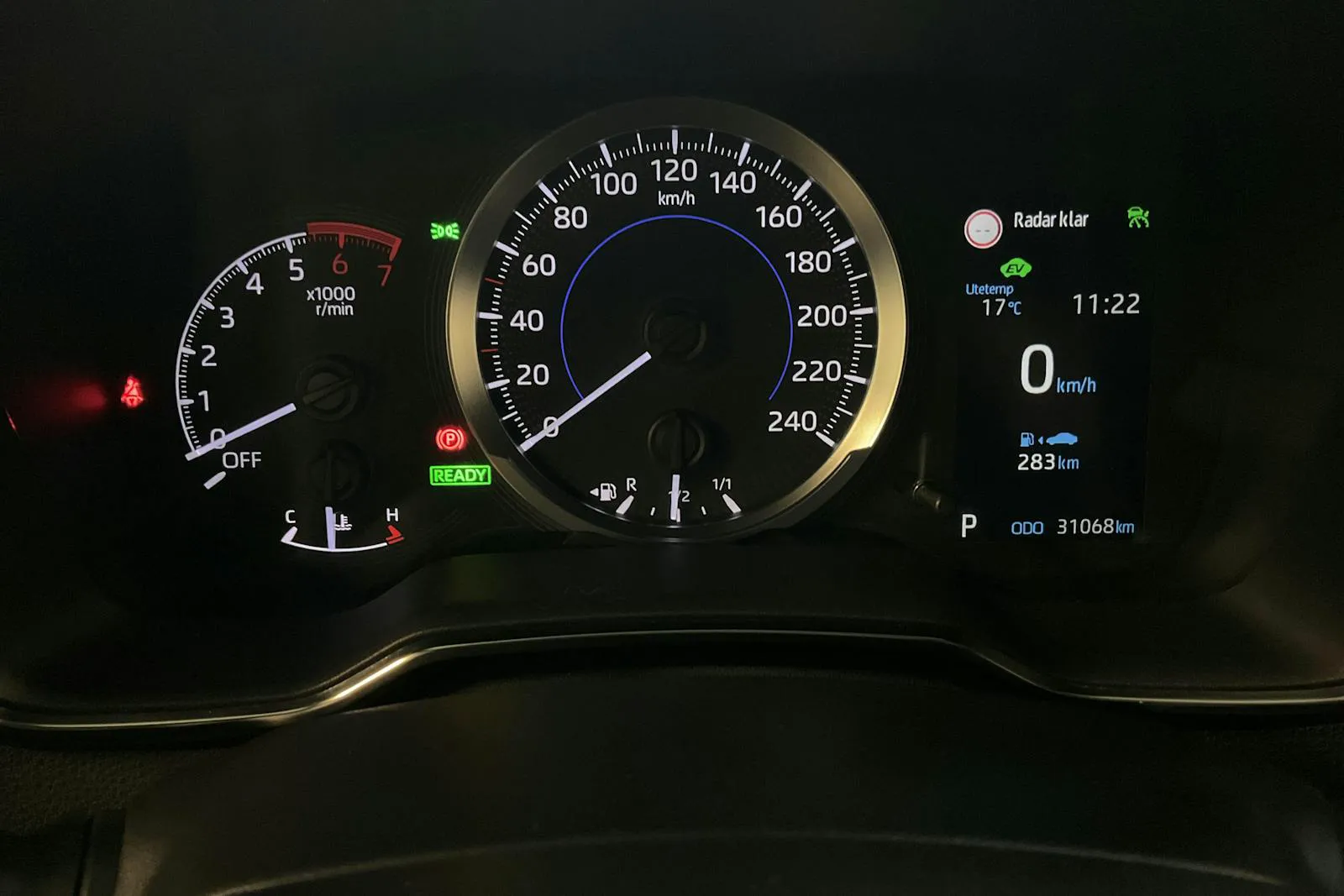 Vehicle image 9