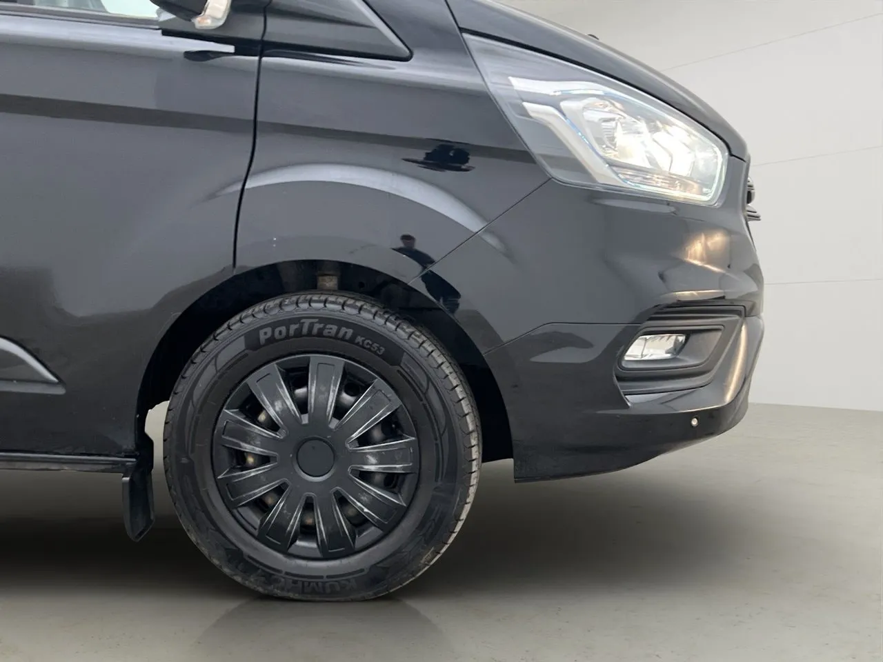 Vehicle image 31