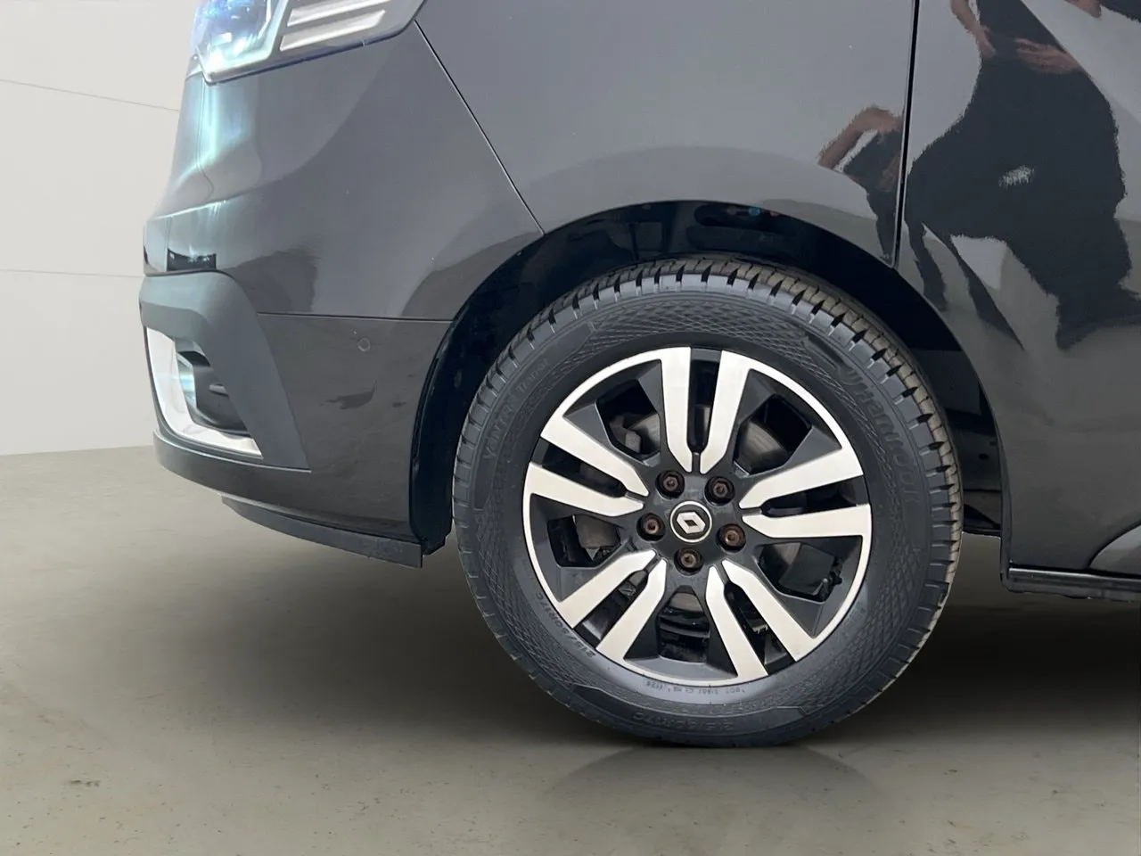Vehicle image 31