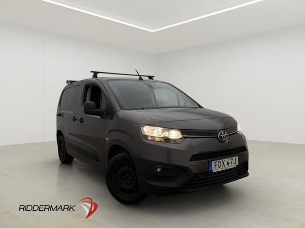 Toyota Proace city 1.5D Värmare Drag B-Kamera CARPLAY Moms - 2021