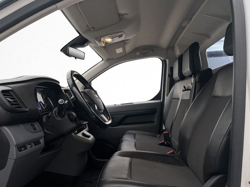 Opel Vivaro bild 17
