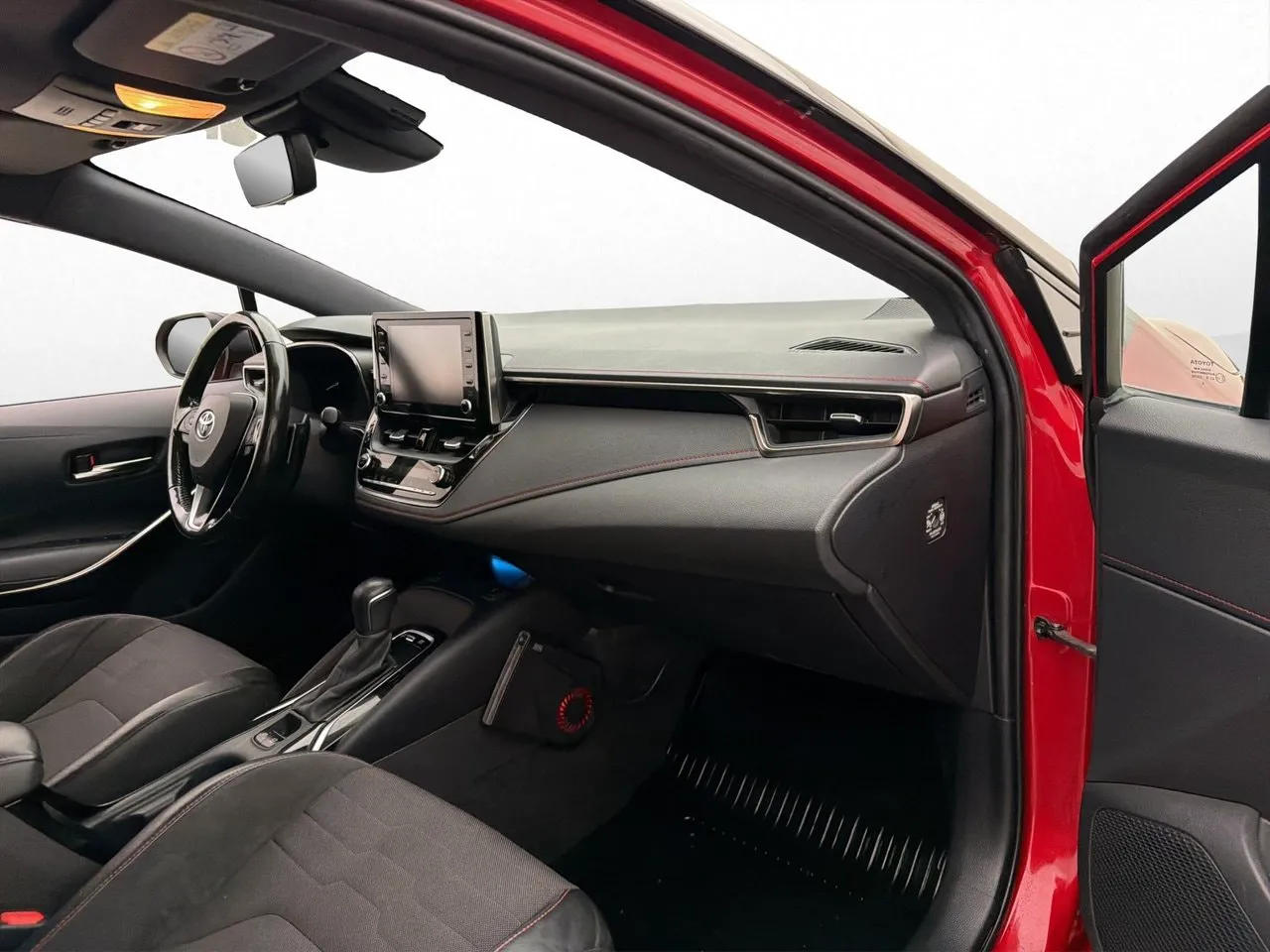 Vehicle image 11