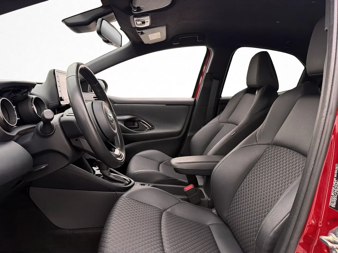 Vehicle image 10