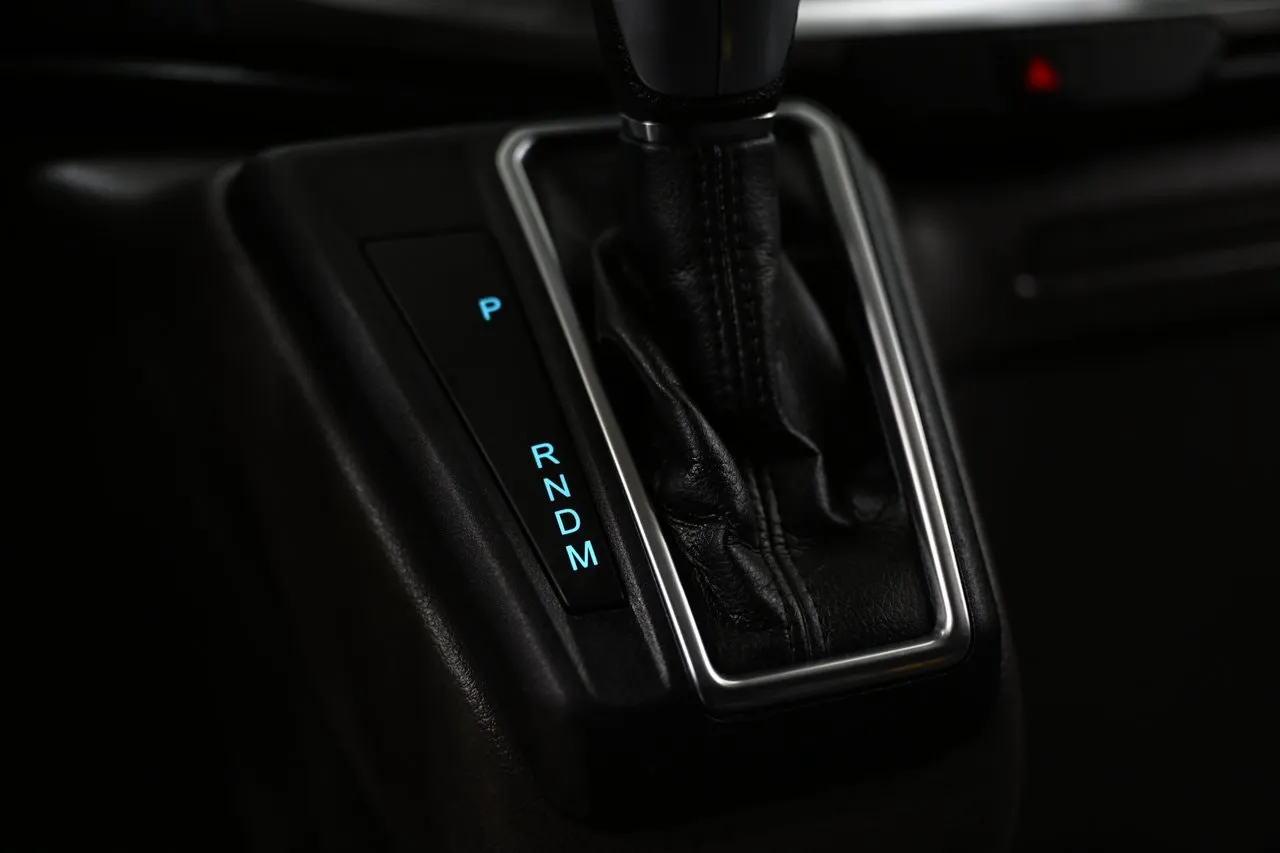 Vehicle image 24