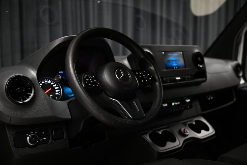 Mercedes Sprinter bild 19