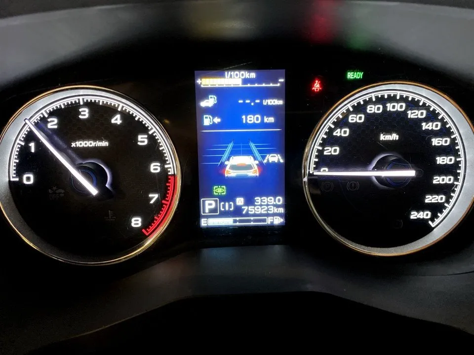 Vehicle image 8