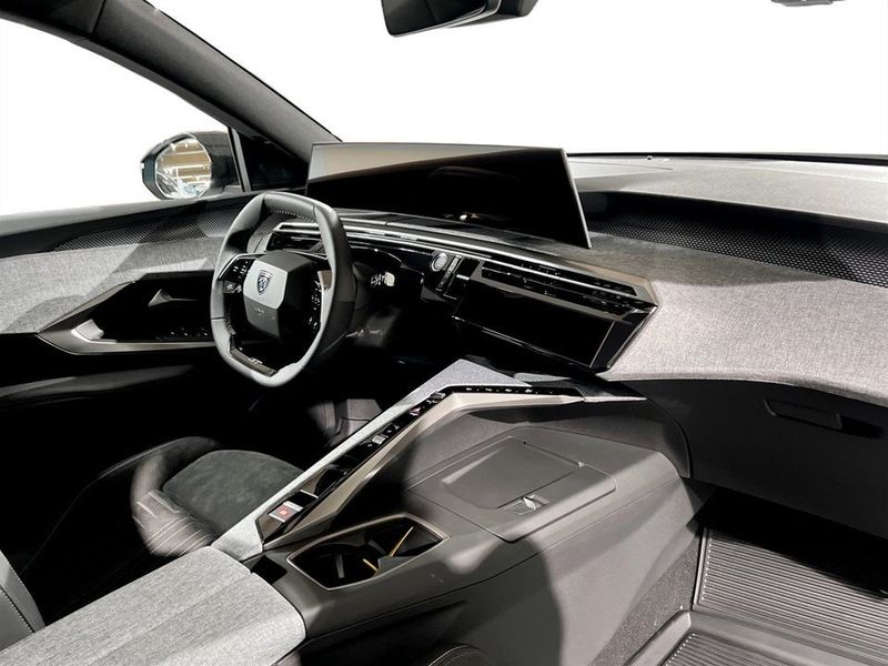 Peugeot e-5008 bild 12