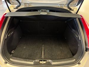 Volvo V40 bild 8